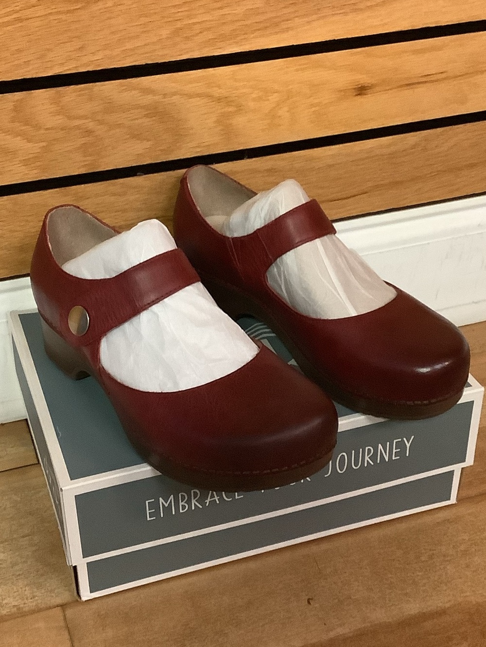 Beatrice Waxy Burnished Red